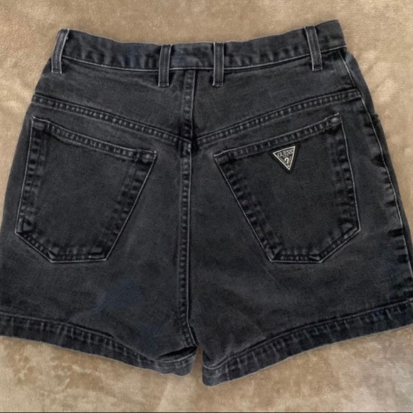 Guess Woman Shorts size small 4/6 - Picture 5 of 6